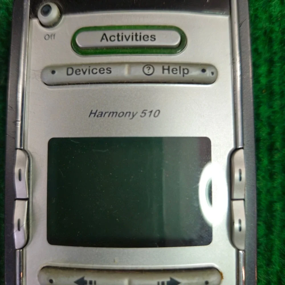 Logitech Harmony 510 Universal Remote Control Programmable LCD‎ Screen